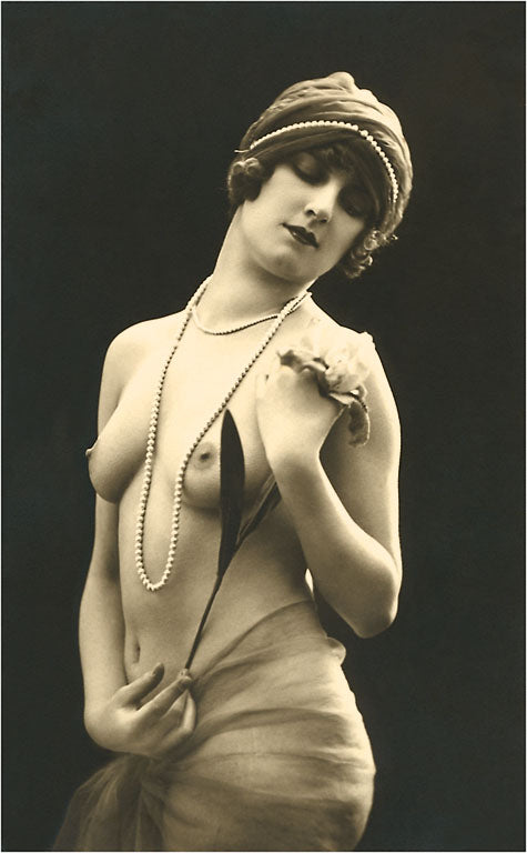 Topless Woman with Pearls Vintage Image, Exotica EX-113 – Found Image Press  Inc.